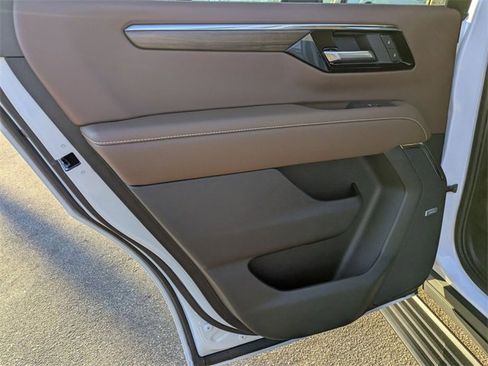 New 2026 Chevrolet Tahoe High Country image 28