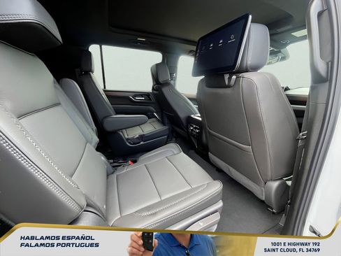 New 2026 GMC Yukon XL Denali w/ Denali Reserve Package image 19