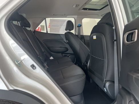 New 2026 Hyundai Venue SEL FWD image 10