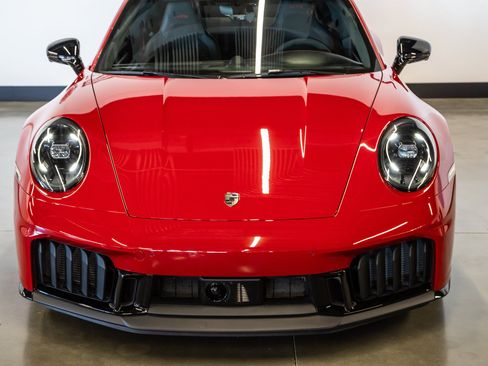 Used 2025 Porsche 911 Carrera GTS RWD image 4