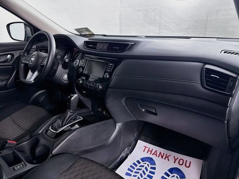 Used 2019 Nissan Rogue SV AWD/4WD image 28