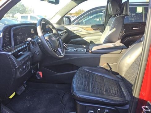 Used 2023 Cadillac Escalade Premium Luxury Platinum image 5