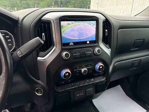Used 2019 GMC Sierra 1500 Elevation w/ Elevation Value Package AWD/4WD image 18