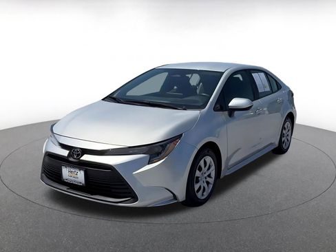 Used 2025 Toyota Corolla LE FWD image 7