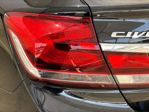 Used 2015 Honda Civic EX image 29