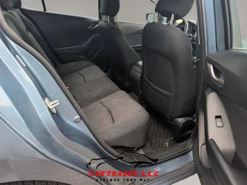 Used 2016 MAZDA MAZDA3 i Sport w/ Preferred Equipment Package FWD image 22