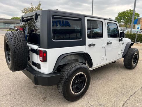 Used 2016 Jeep Wrangler Unlimited Sport image 13