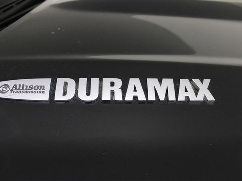 Used 2017 Chevrolet Silverado 2500 LTZ image 11