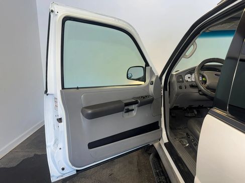 Used 2003 Ford Explorer RWD image 7