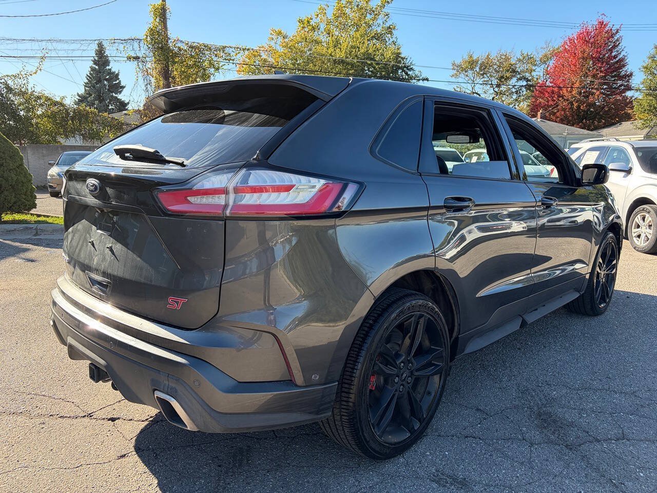 Used 2019 Ford Edge ST w/ Equipment Group 401A AWD/4WD image 5