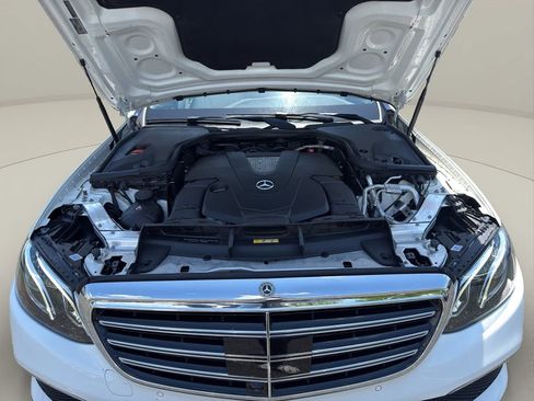 Used 2019 Mercedes-Benz E 450 4MATIC Sedan image 23