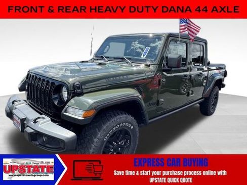 Used 2022 Jeep Gladiator Sport image 3