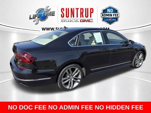 Used 2019 Volkswagen Passat 2.0T SE R-Line FWD image 5