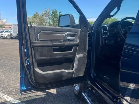 Used 2024 RAM 2500 Big Horn w/ Level 2 Equipment Group AWD/4WD image 5
