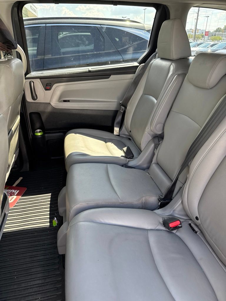 Used 2018 Honda Odyssey EX-L image 9