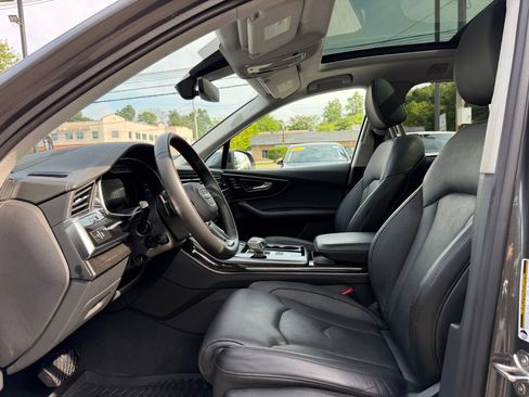 Used 2023 Audi Q7 2.0T Premium Plus AWD/4WD image 16