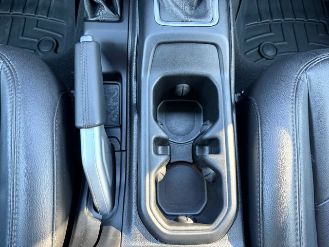 Used 2021 Jeep Wrangler Unlimited Sahara AWD/4WD image 24