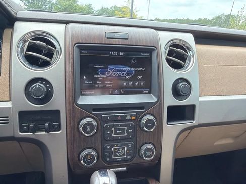 Used 2014 Ford F150 Lariat w/ Equipment Group 502A Luxury AWD/4WD image 14