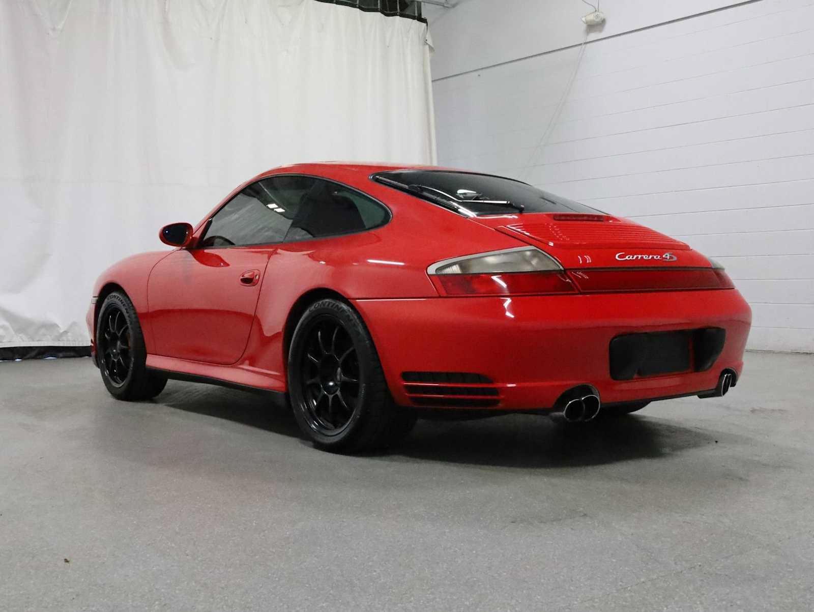 Used 2002 Porsche 911 Carrera RWD image 3