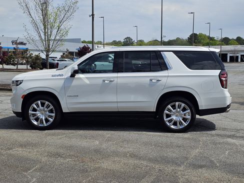 Used 2023 Chevrolet Tahoe High Country AWD/4WD image 16