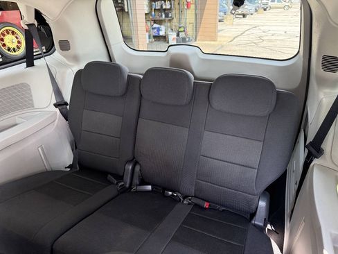 Used 2008 Dodge Grand Caravan SE FWD image 13