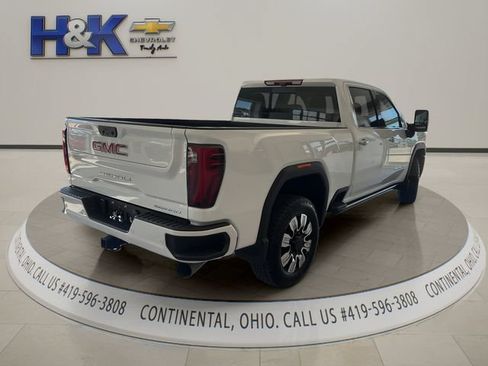 Used 2025 GMC Sierra 2500 Denali w/ Denali Reserve Package AWD/4WD image 6