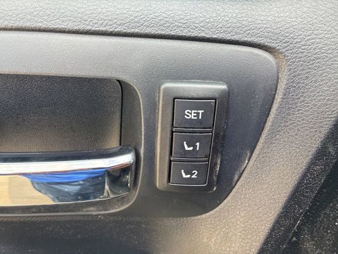 Used 2018 Toyota Tundra 1794 Edition image 11