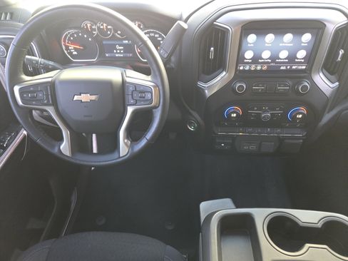 Used 2019 Chevrolet Silverado 1500 LT image 26