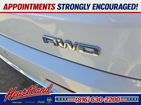 Used 2019 GMC Acadia Denali AWD/4WD image 20