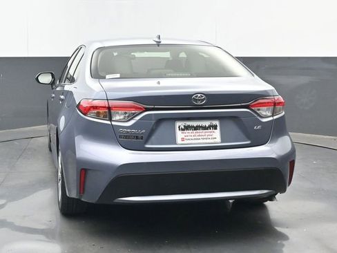 Used 2022 Toyota Corolla LE image 19