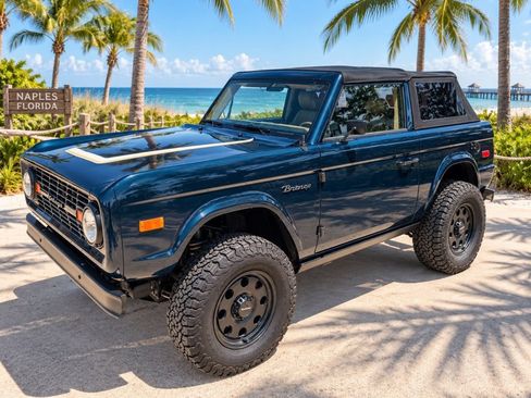 Used 2025 Ford Bronco Badlands AWD/4WD image 11