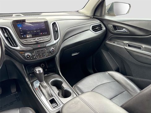 Used 2019 Chevrolet Equinox Premier FWD image 25