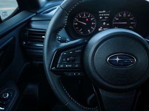 Used 2025 Subaru Forester Premium image 19