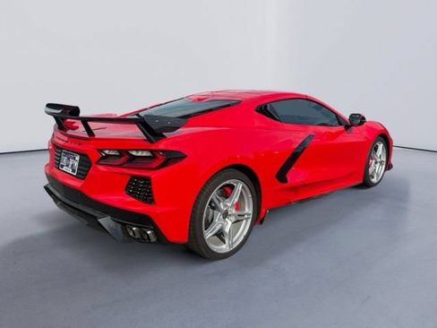 Used 2022 Chevrolet Corvette Stingray Preferred Cpe w/ 2LT RWD image 3