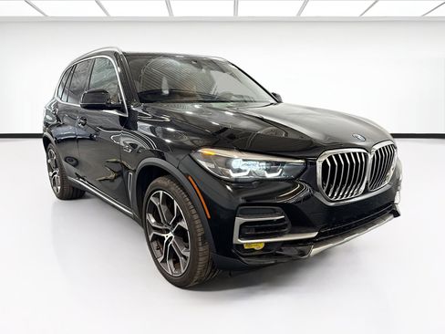 Used 2022 BMW X5 xDrive45e image 3