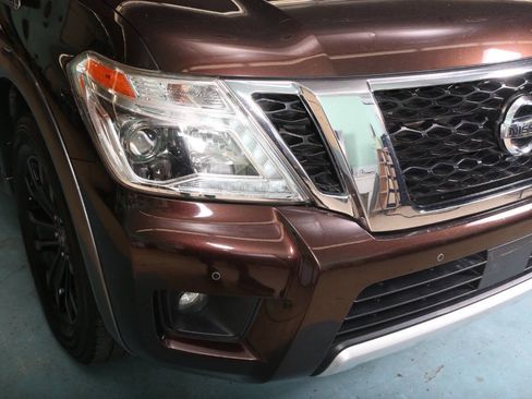 Used 2018 Nissan Armada Platinum image 6