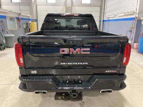 Used 2021 GMC Sierra 1500 AT4 image 6