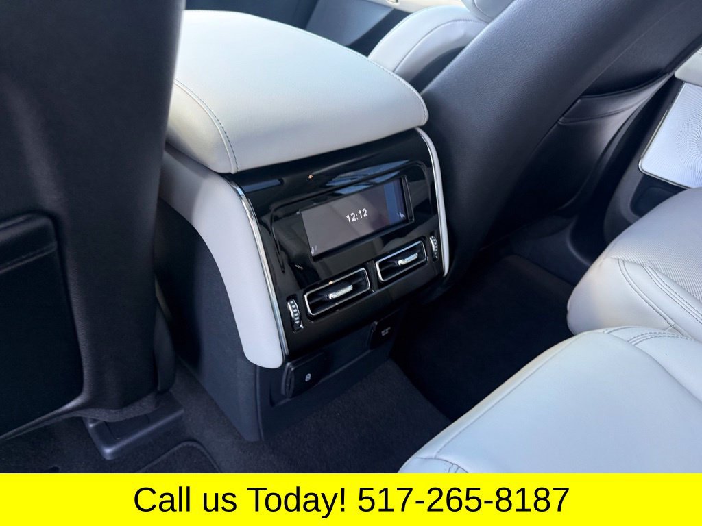 Used 2025 Lincoln Aviator Reserve w/ Equipment Group 201A AWD/4WD image 18