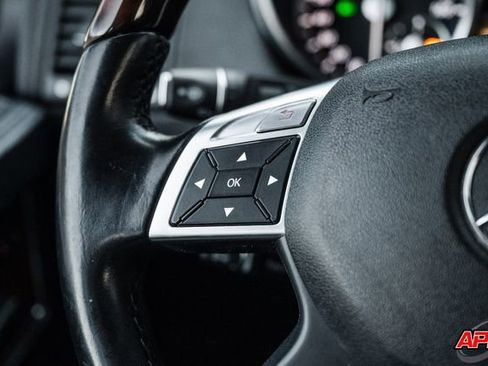 Used 2013 Mercedes-Benz G 550 image 55