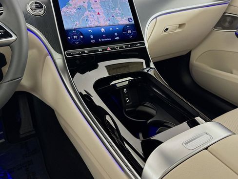 New 2026 Mercedes-Benz GLC 300 image 5