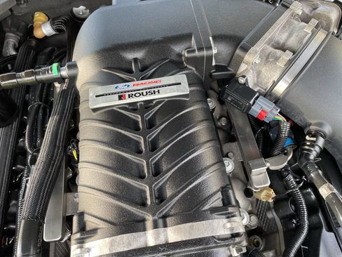 Used 2015 Ford Mustang GT Premium w/ GT Performance Package RWD image 31