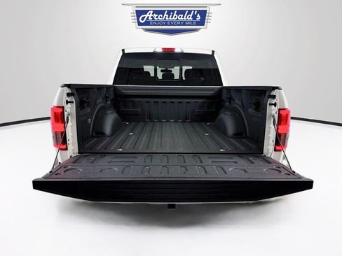 Used 2018 Ford F150 Lariat w/ Equipment Group 502A Luxury AWD/4WD image 26