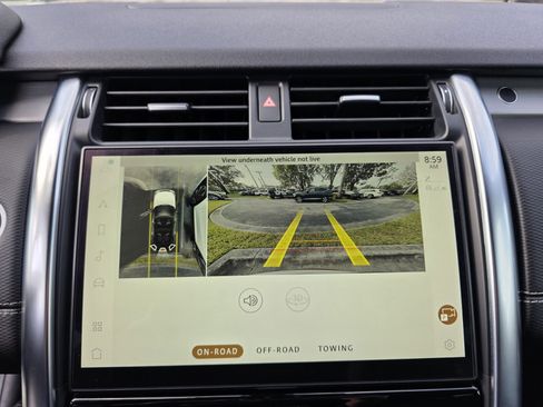 Certified 2022 Land Rover Discovery HSE R-Dynamic AWD/4WD image 21