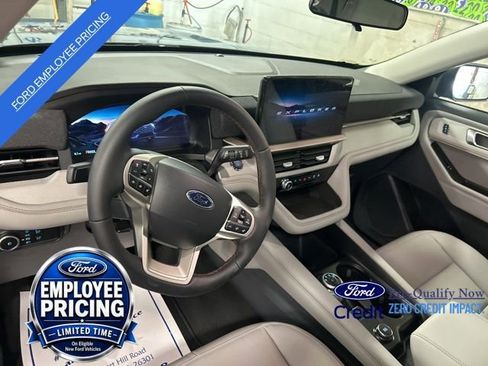 New 2026 Ford Explorer Active w/ Active Comfort Package AWD/4WD image 13