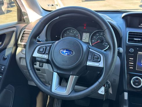 Used 2017 Subaru Forester 2.5i Premium w/ All-Weather Package image 13