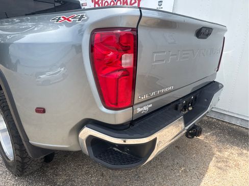 Used 2024 Chevrolet Silverado 3500 LTZ w/ LTZ Plus Package AWD/4WD image 19