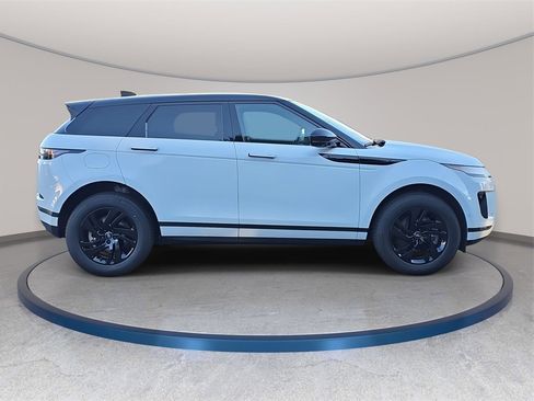Used 2024 Land Rover Range Rover Evoque S image 5