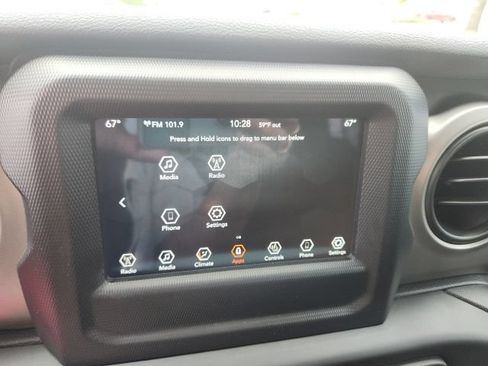 Used 2020 Jeep Gladiator Sport w/ Quick Order Package 24S AWD/4WD image 28