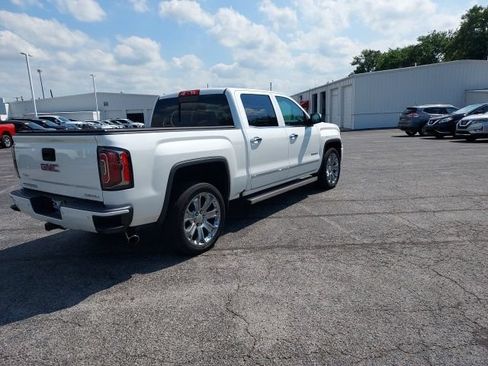 Used 2018 GMC Sierra 1500 Denali w/ Denali Ultimate Package AWD/4WD image 4