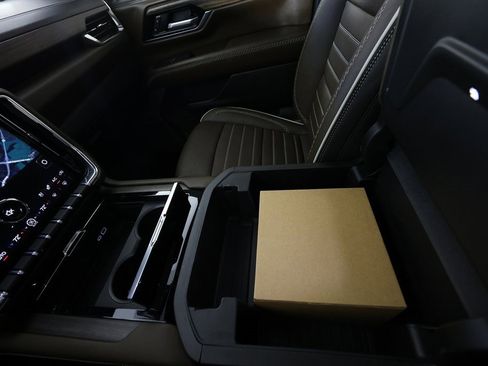 Used 2026 GMC Yukon Denali Ultimate image 41